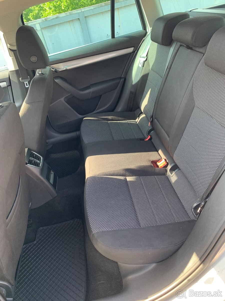 Škoda Octavia combi 1.6TDI 4x4 - 9