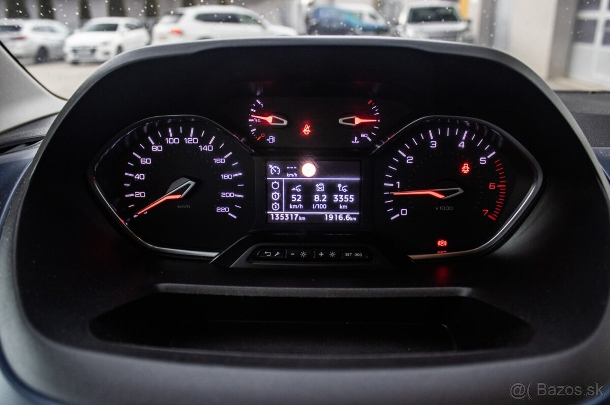 Peugeot Rifter 1.2 PureTech Allure, 81kW, M6 - 9