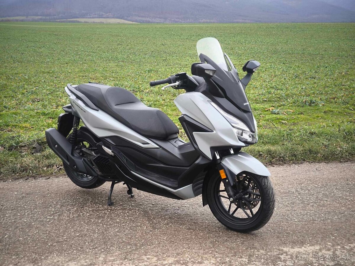 Honda Forza 125cm r.v 2022 - 9