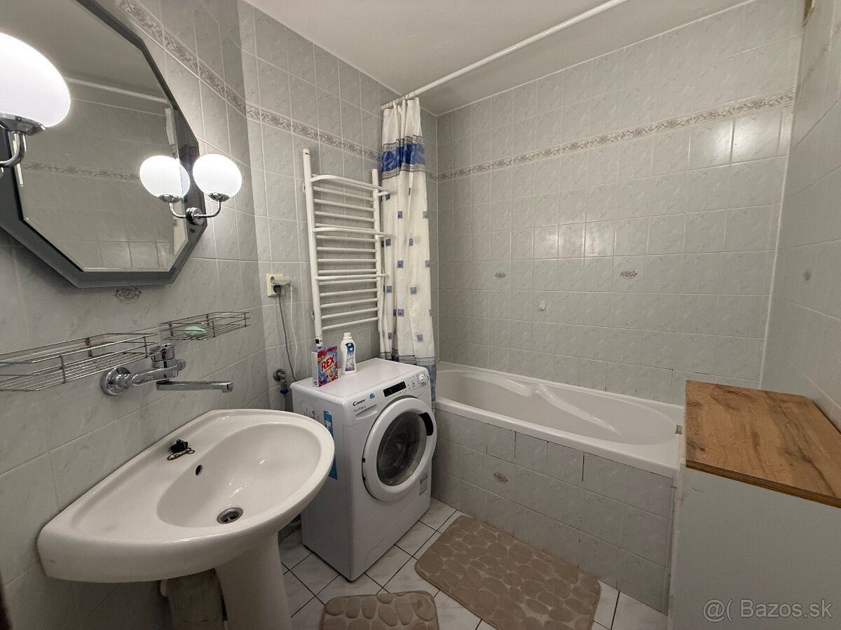 Na na prenájom trojizbový byt – voľný ihneď - 9