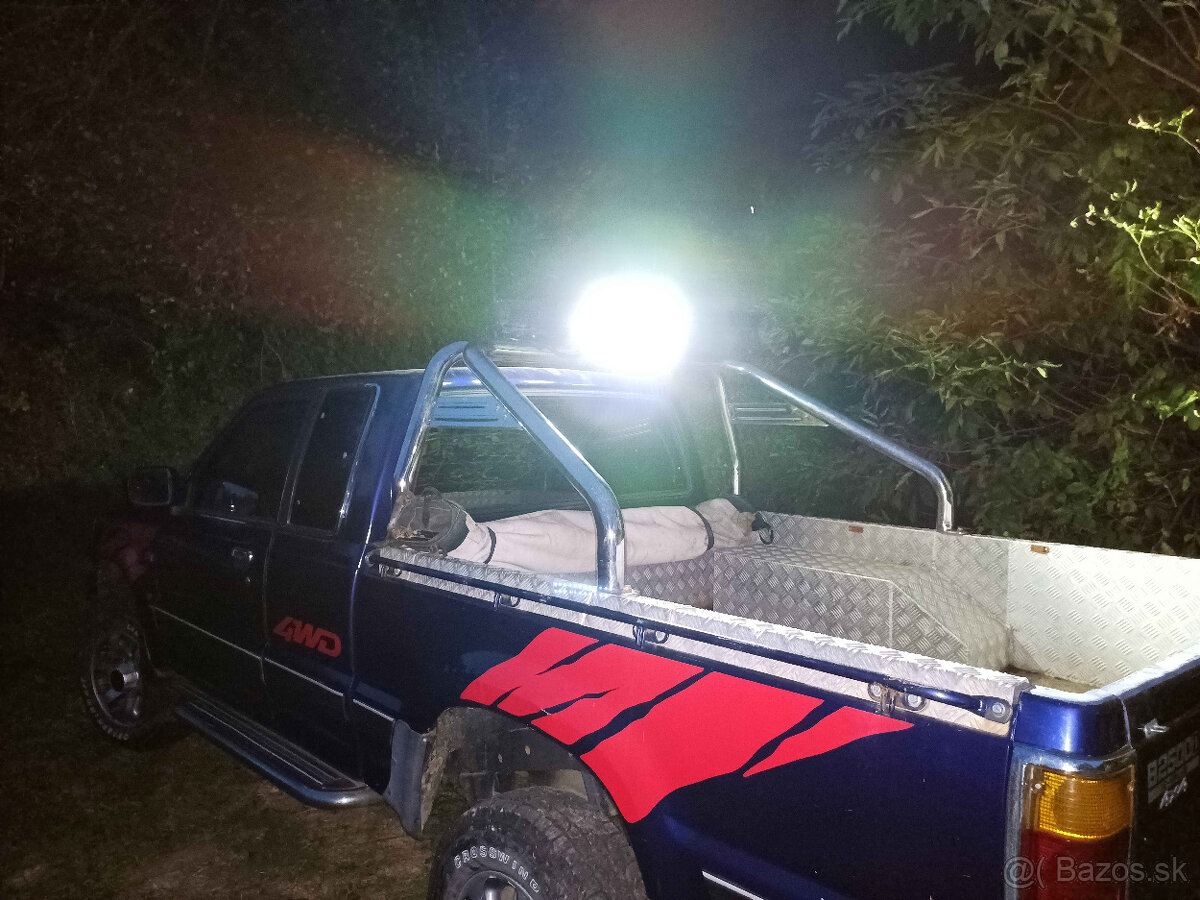 Mazda B2500 4W 2,5 D - 9