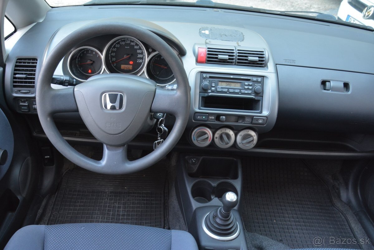 Honda Jazz 2006 1.20 benzin 1 Majitel SR - 9
