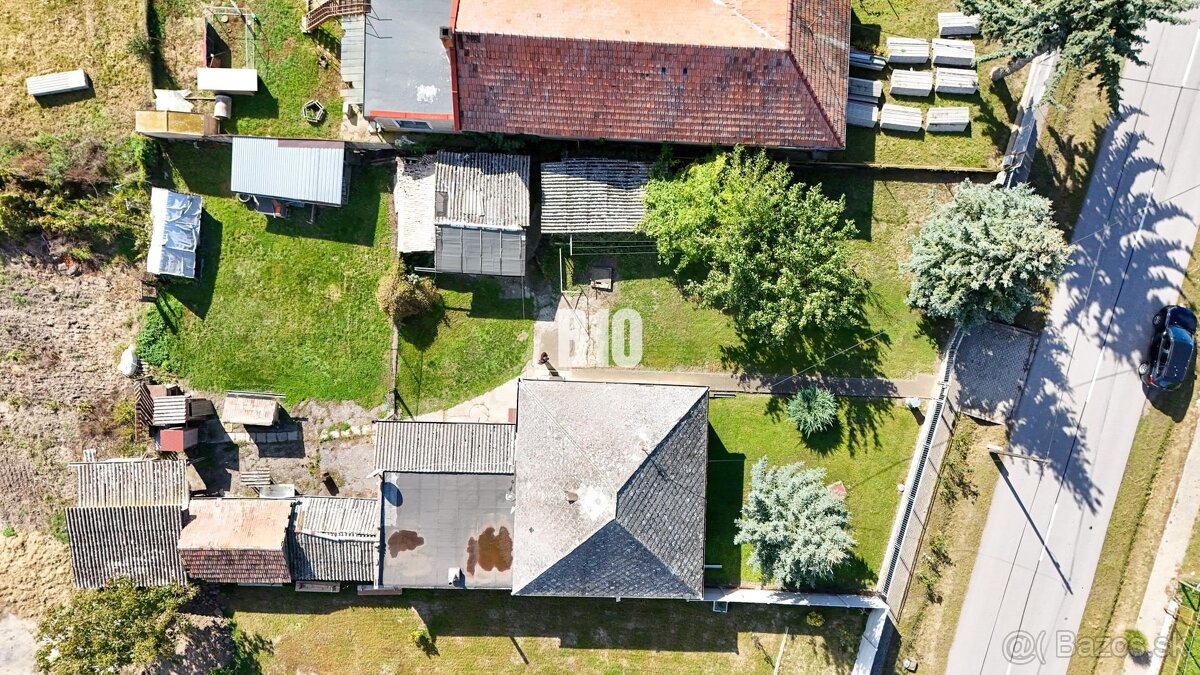 Rodinný dom s veľkým pozemkom (4641 m2) - Ondrejovce - 9