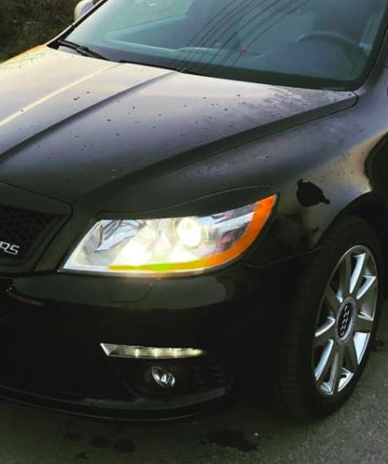 Čierne lesklé mračítka - 9