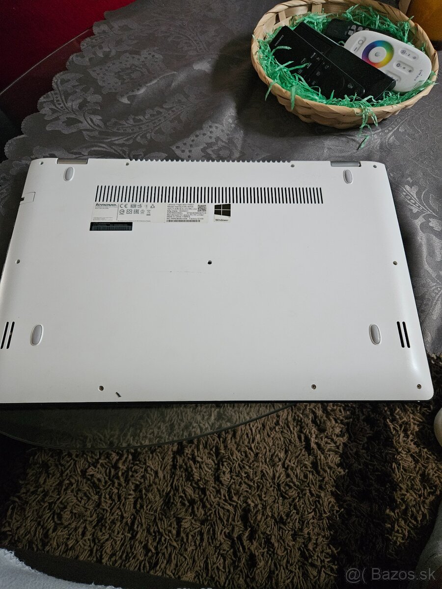 Lenovo Yoga 500 celodotykovy 300e - 9