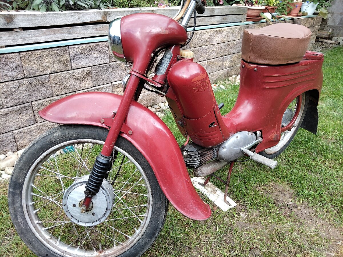 Jawa 50 typ 555 s TP a EČ kat. L1E - 9