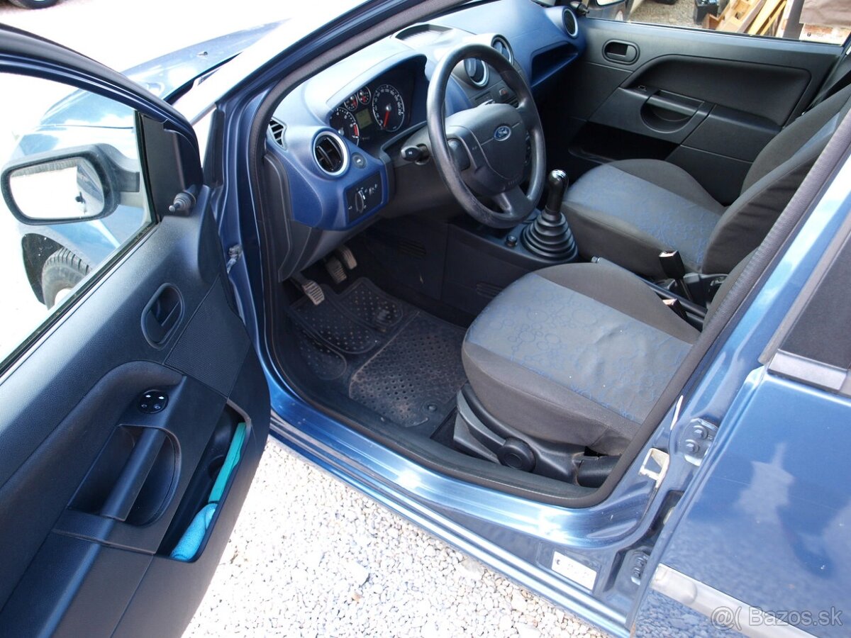 Ford Fiesta 1.3i Duratec Ambiente - 9