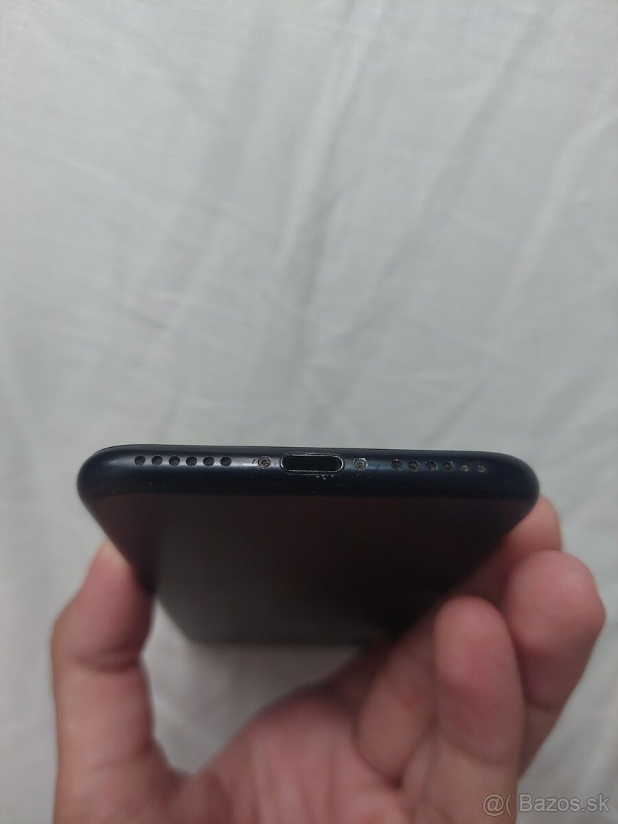 Apple iPhone 7 128 GB Black - 9