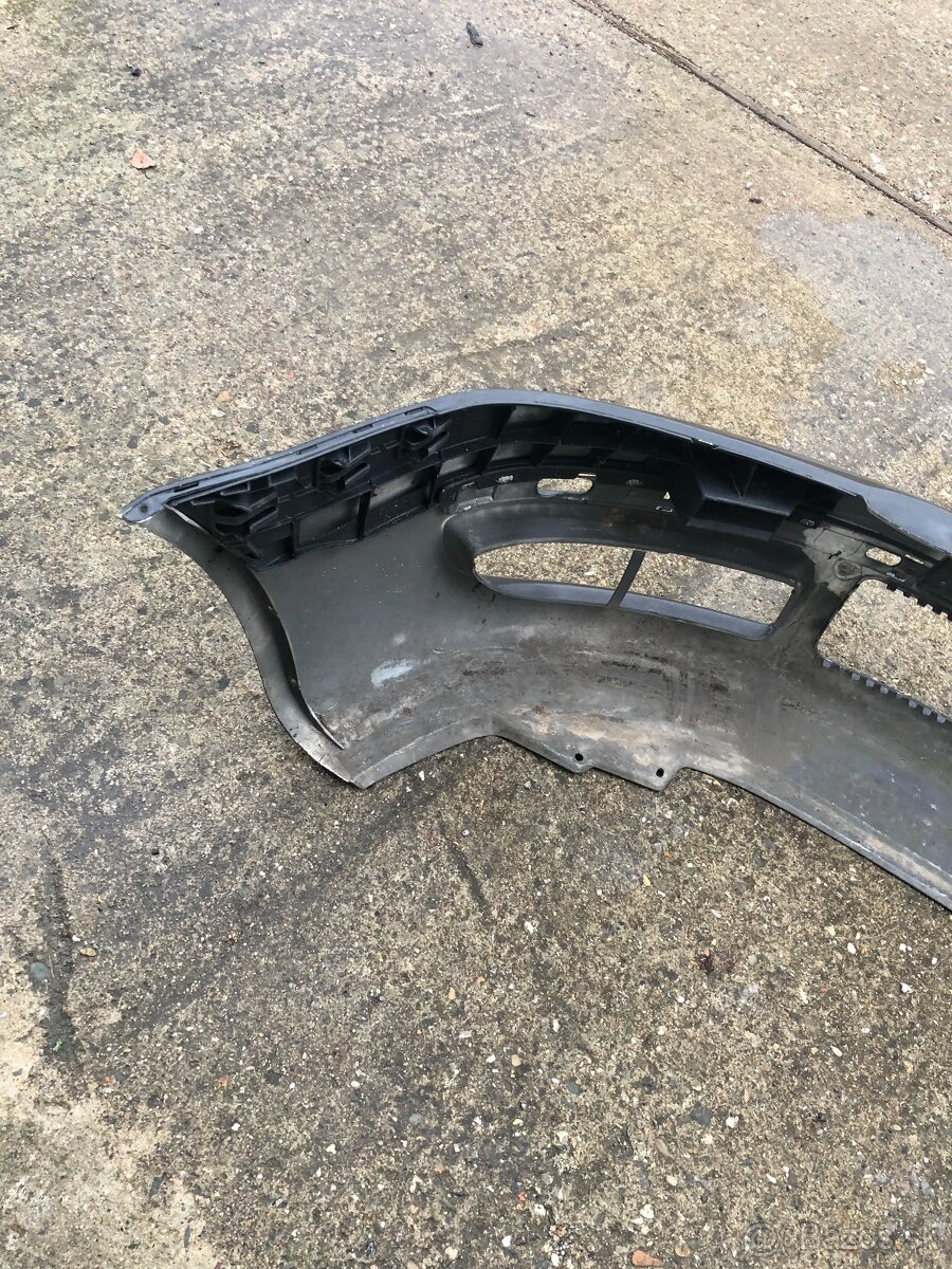 orig predni naraznik skoda superb 1 I cerny - 9