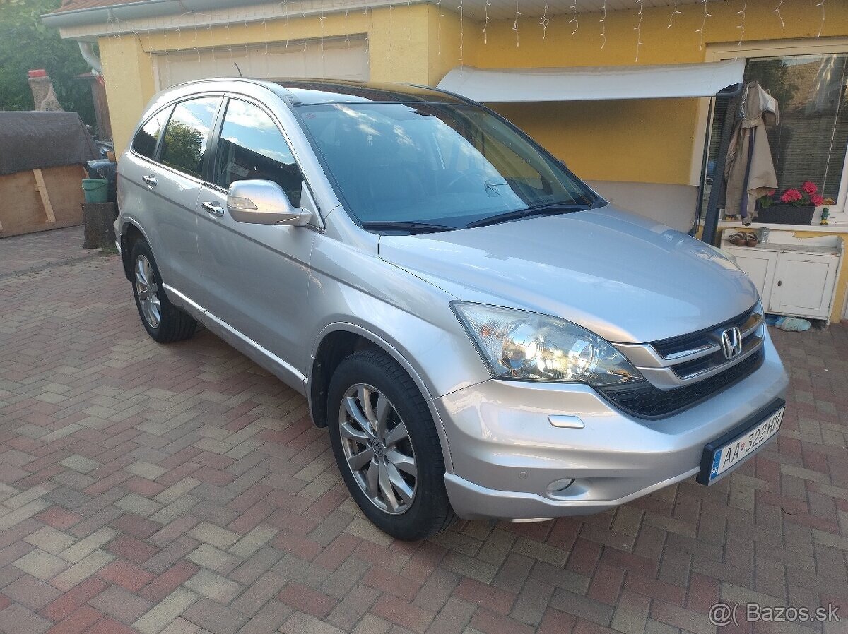 CR-V 2,2i-DTEC 166000Km 110Kw garážovaný stav - 9