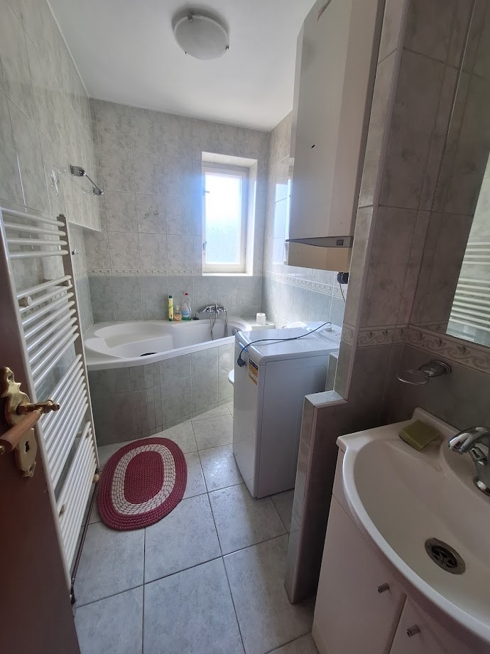 REZERVOVANÉ 3 izbový byt, GARÁŽ, 2 PIVNICE, NMnV - 9