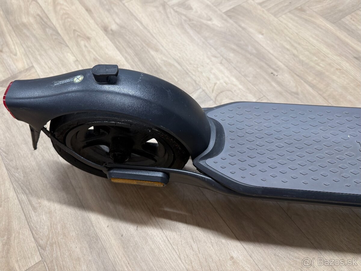 Ninebot Segway Kickscooter F30E - 9