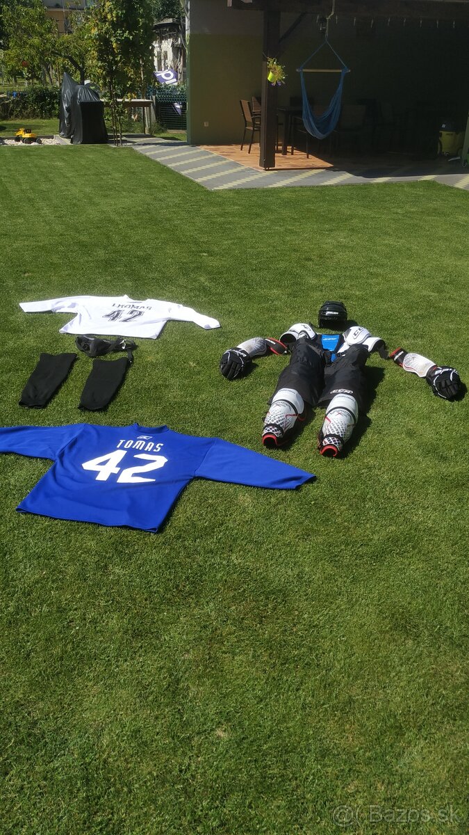 Hokejová výstroj - 9