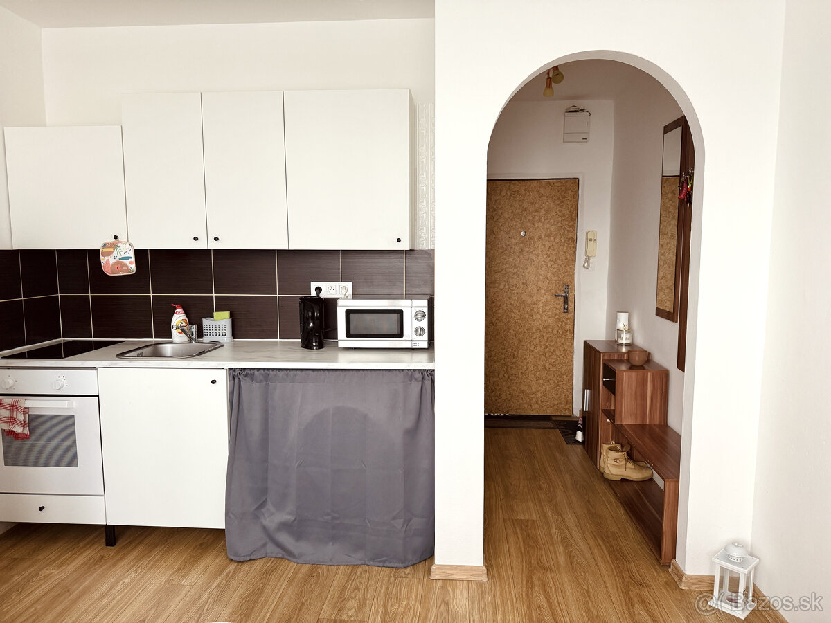 Malacky: Praktický 2-izbový byt po rekonštrukcii – ideálna v - 9
