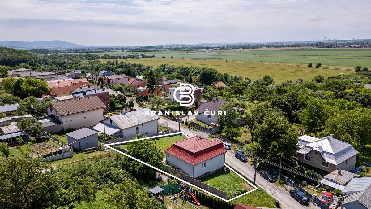 NEPREHLIADNITE – NOVÁ CENA: Predaj 3-izbový rodinný dom, Vyš - 9