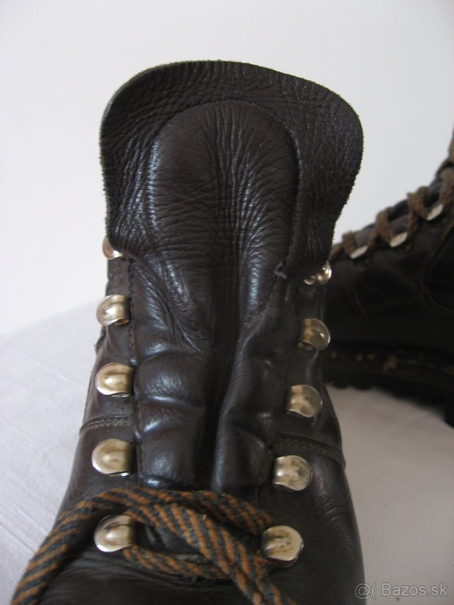 Klasické vibramy - veľ. 4,5 (37,5) - 9