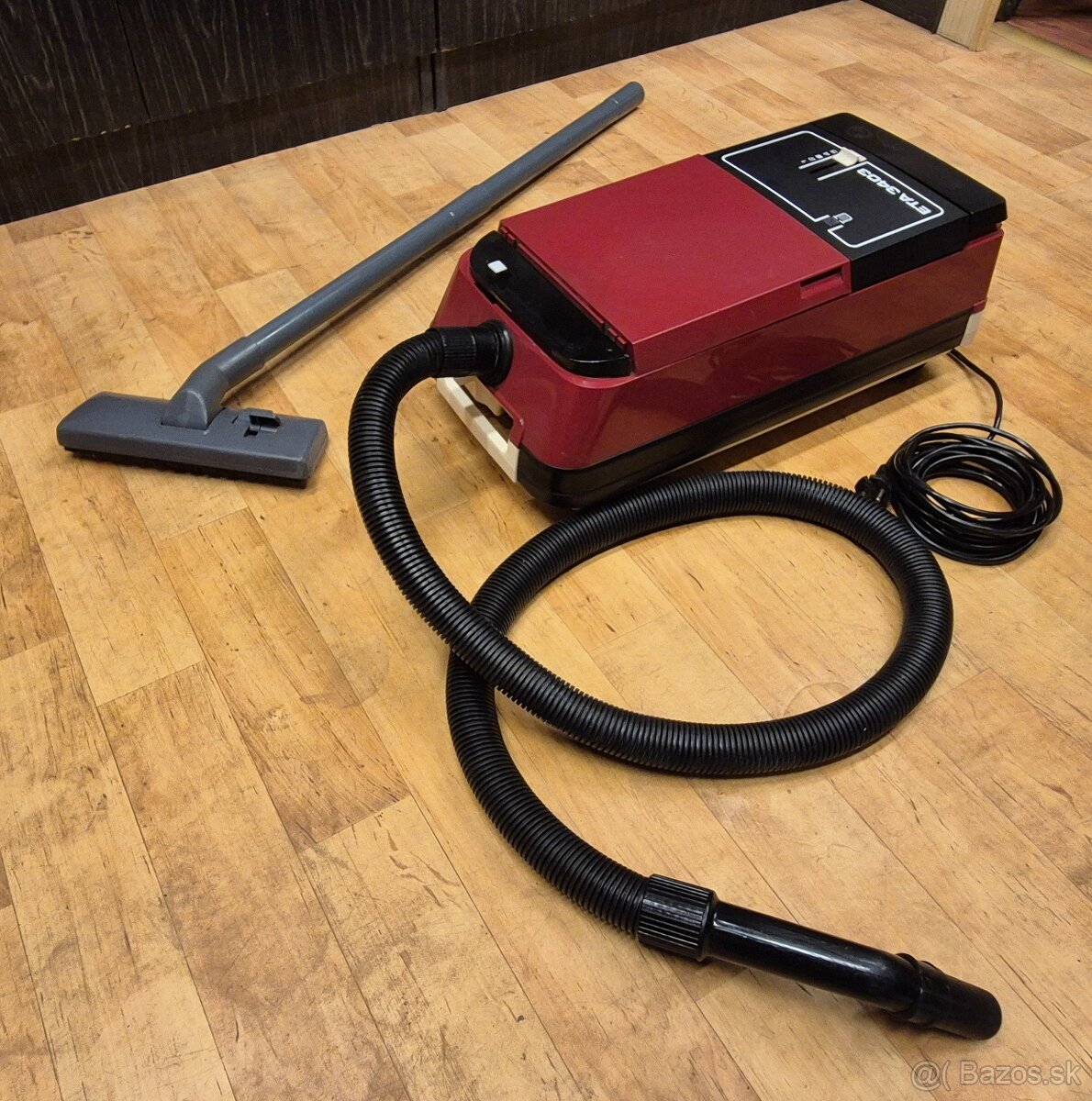 Vysávač ETA 3403 - 9