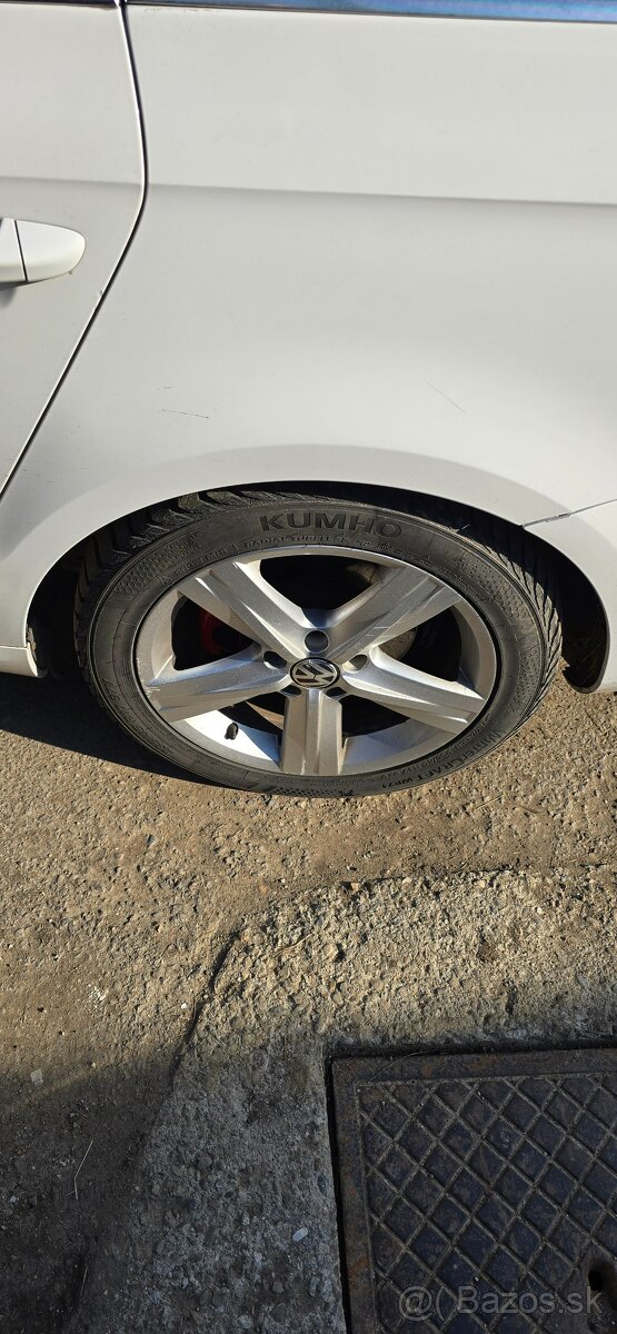 Volkswagen Passat B7 2.0TDI 4motion - 9