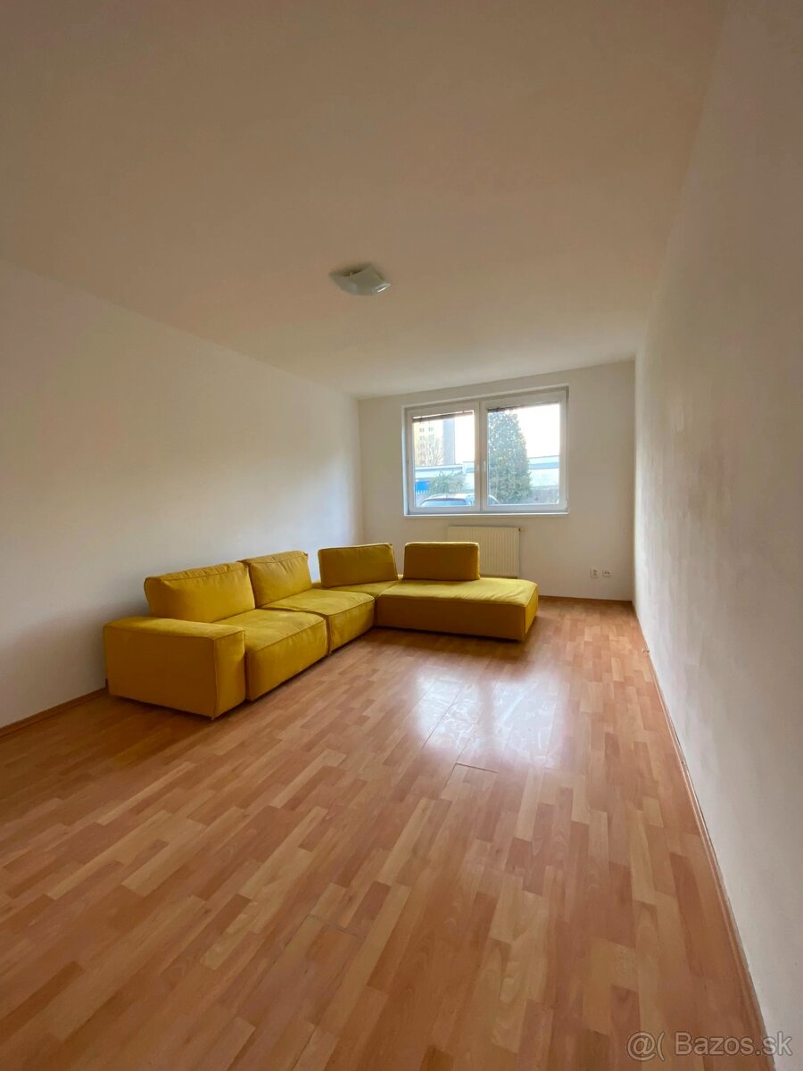 Realitný kancelária REALADR s.r.o. - 9