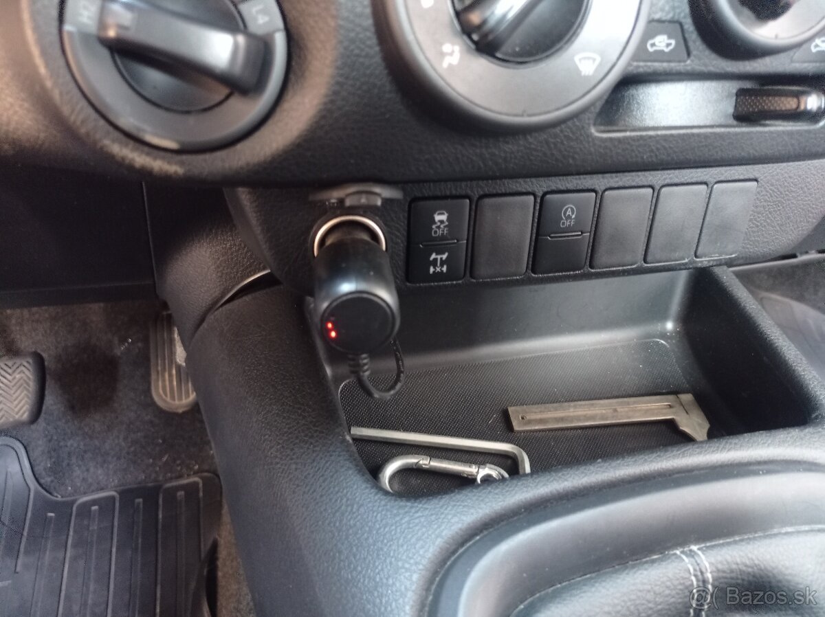 Toyota Hilux - 9