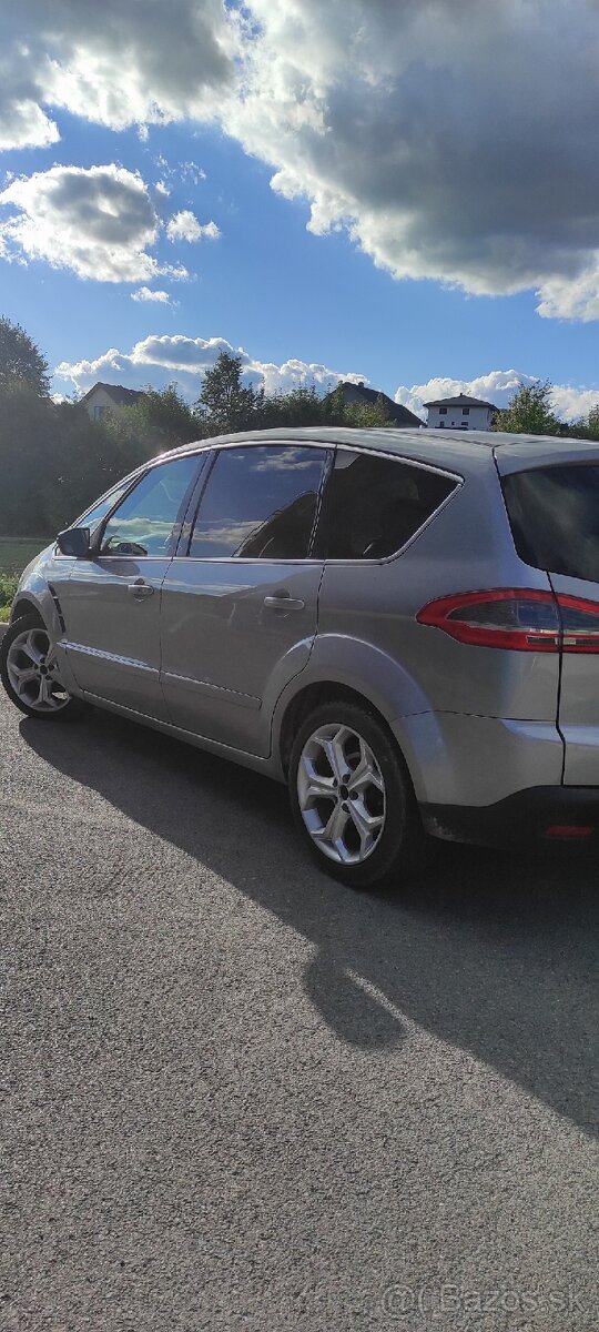 Predám Ford S maxs - 9