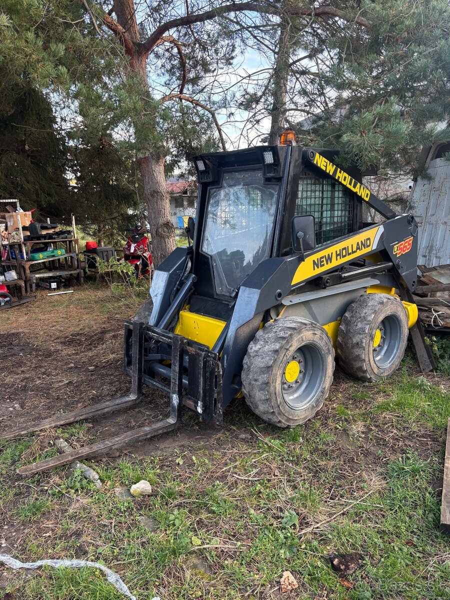 New Holland LX 565 - 9