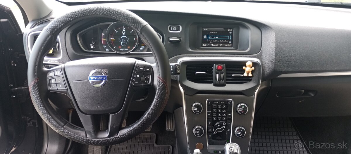 VOLVO V40 D2 ECO KINETIC - 9