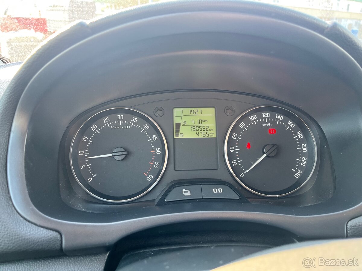 Škoda fabia 2 1,6TDI 66kw - 9