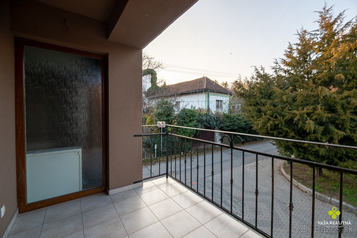 Dvojpodlažný Apartmán s garážou pod Bojnickým zámkom - 9