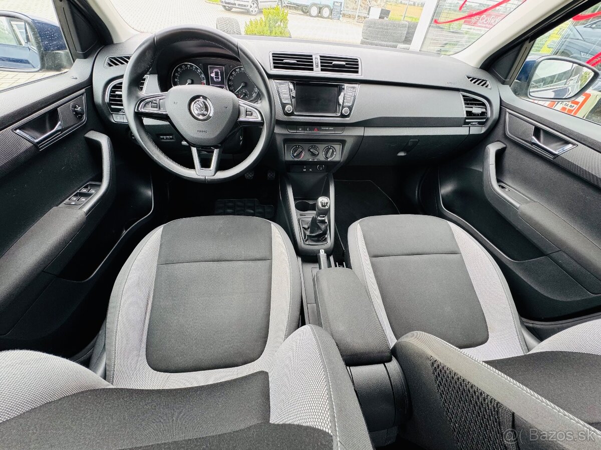 SKODA FABIA - 9