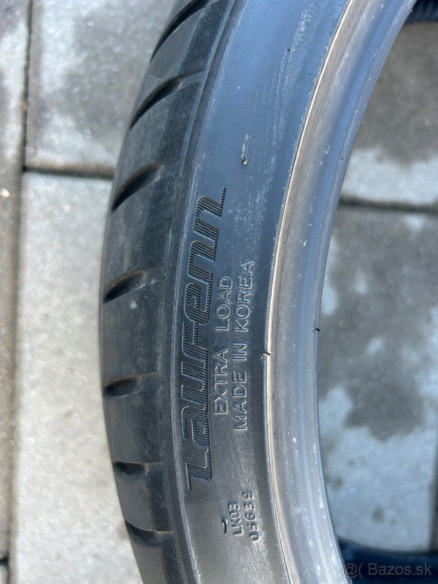 Pneumatiky 235/35r19 - 9