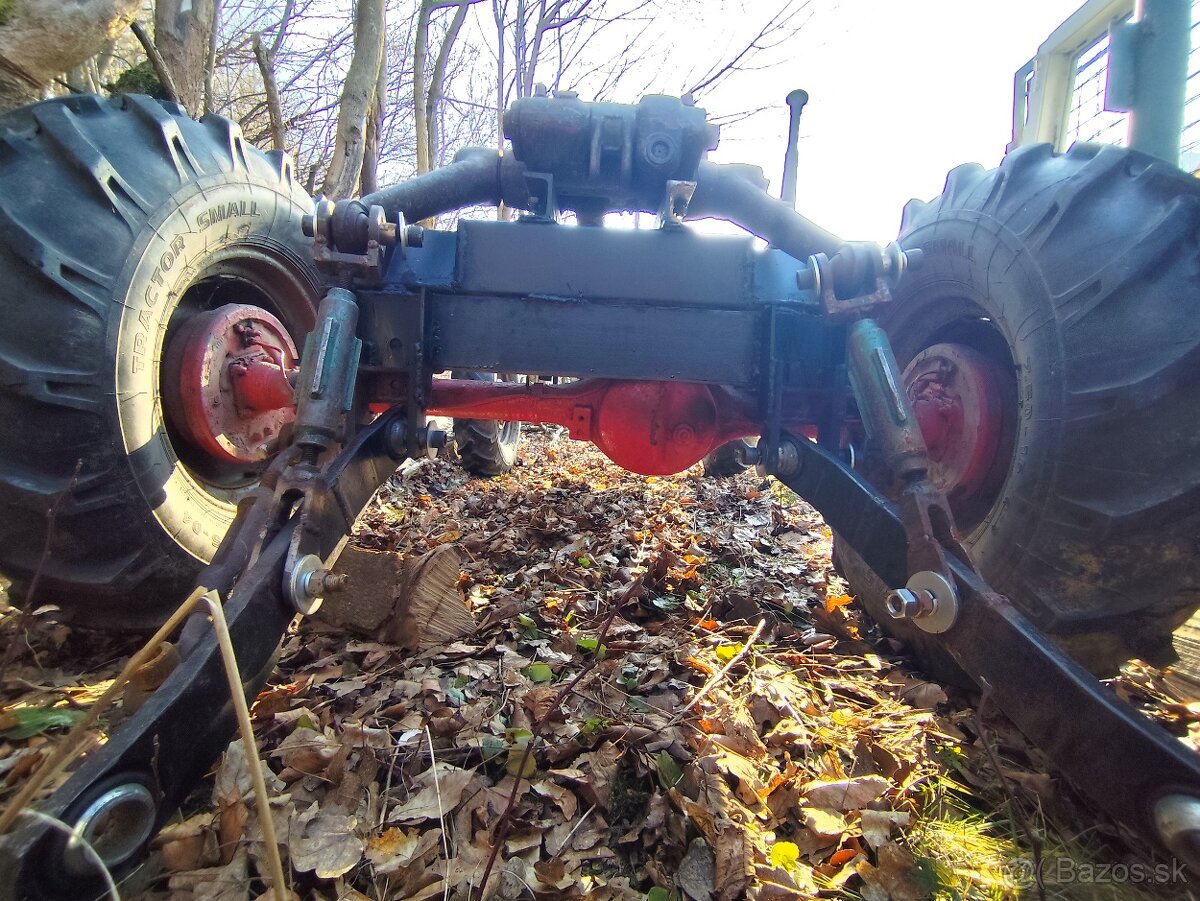 Malotraktor 4x4 na dokončenie - 9