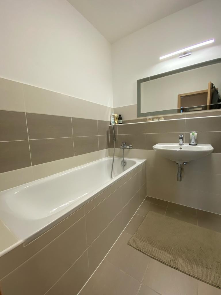 Pekný 4i v Perla Ružinova • 2 státia • Mierová ul • Ružinov - 9