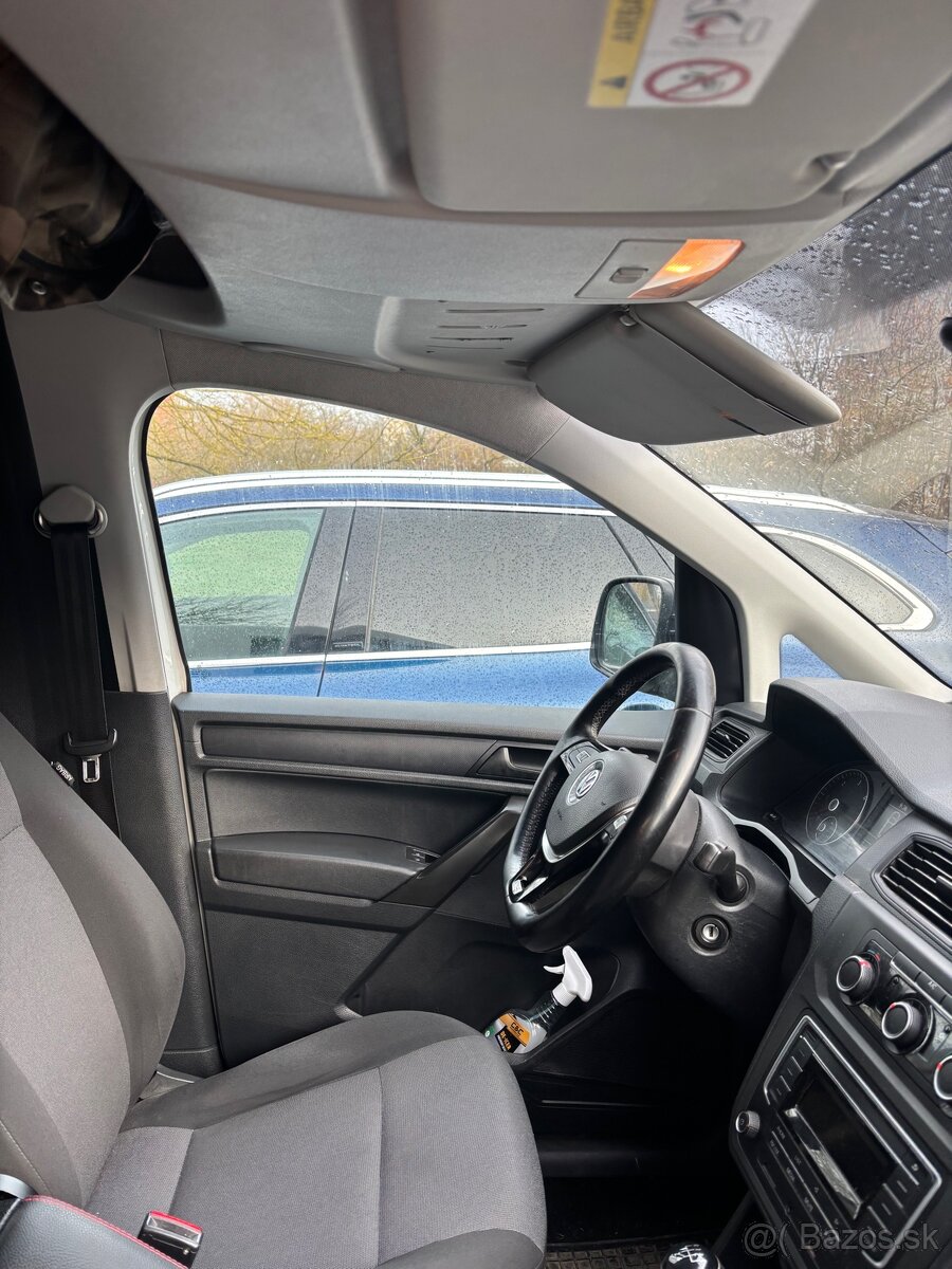 Volkswagen Caddy 2,0 TDI rv.2017 (Možný odpočet DPH) - 9