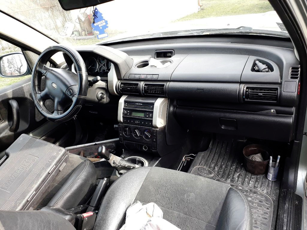 Freelander 1.8 4x4 ROZPREDAM NA DIELY - 9