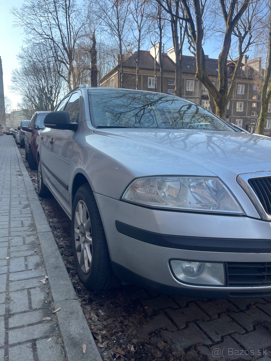 Škoda Octavia 1,6Mpi r.v.2011 - 9