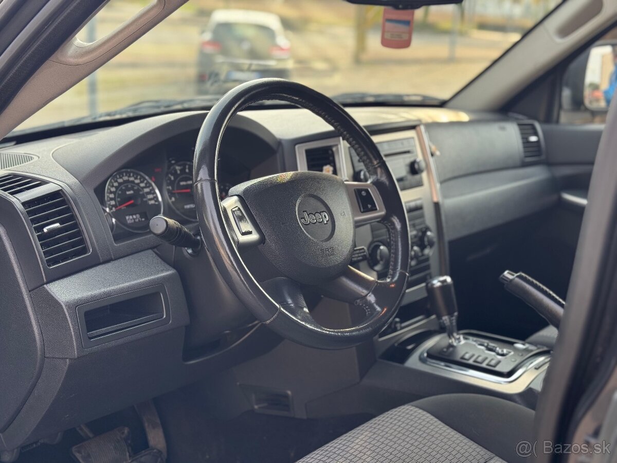 JEEP GRAND CHEROKEE 3.0 CRD LAREDO - 9