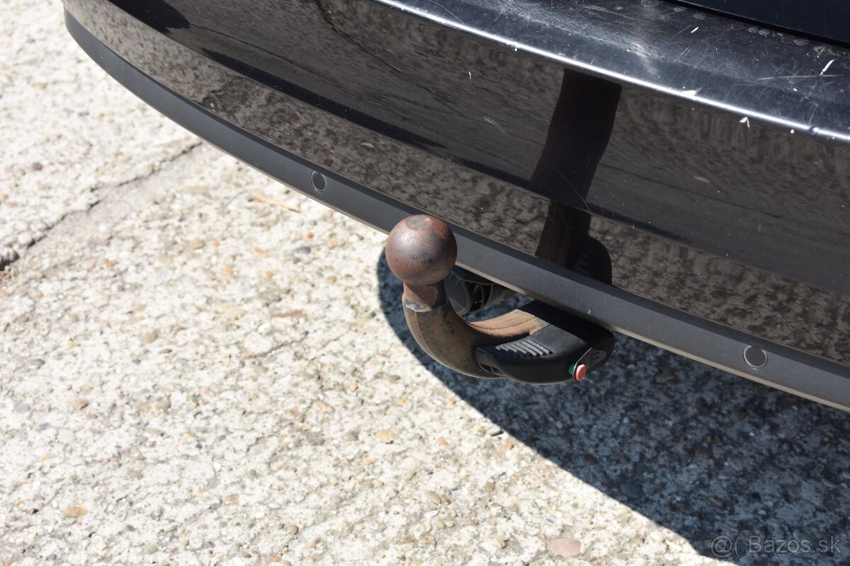 Škoda Octavia Combi 1.6 TDI 77Kw MT/5 - 9