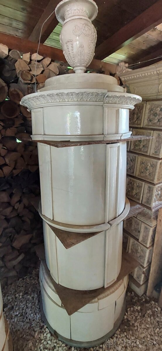 Kachlova pec starozitna - 9