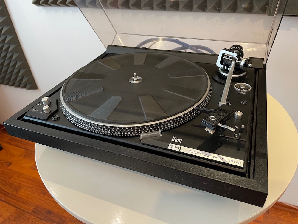Gramofón Dual CS604 - Direct Drive - 9