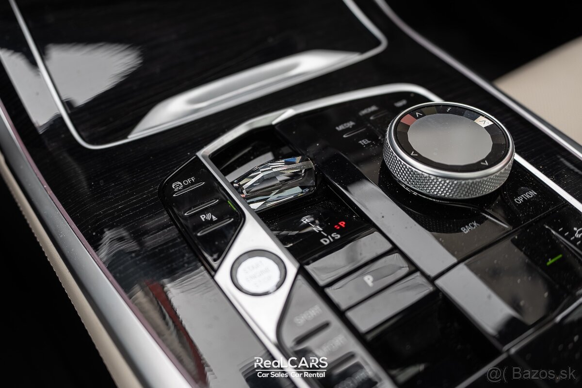 BMW X7 xDrive 40d mHEV A/T DPH 7-miestne - 9