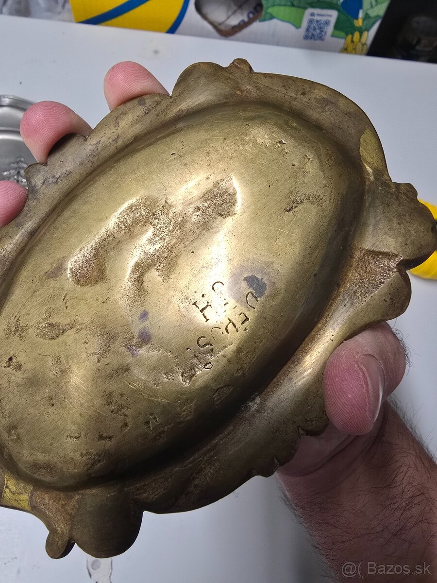 Starožitné taniere a popolnik - 9