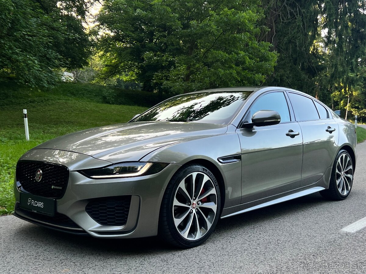 Jaguar XE 2.0D I4 R-Dynamic HSE AT - 9