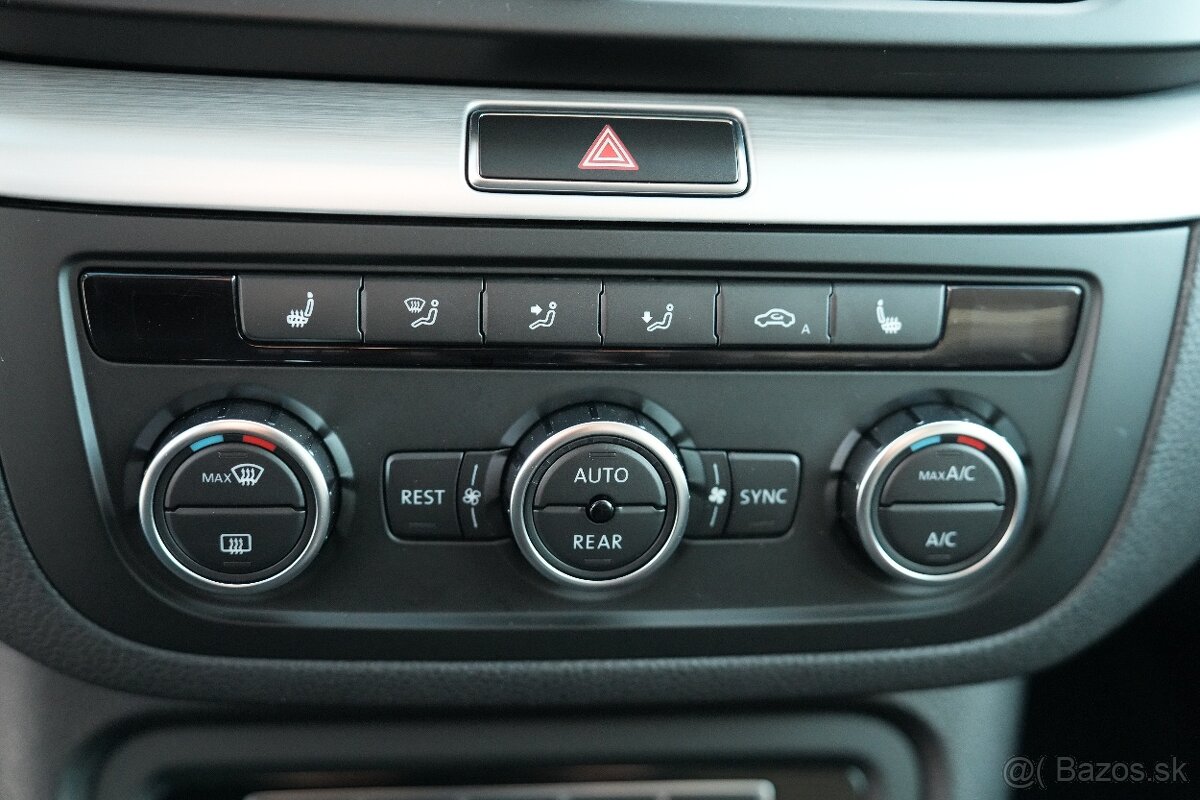 Volkswagen Sharan 2.0 TDI Highline - 9