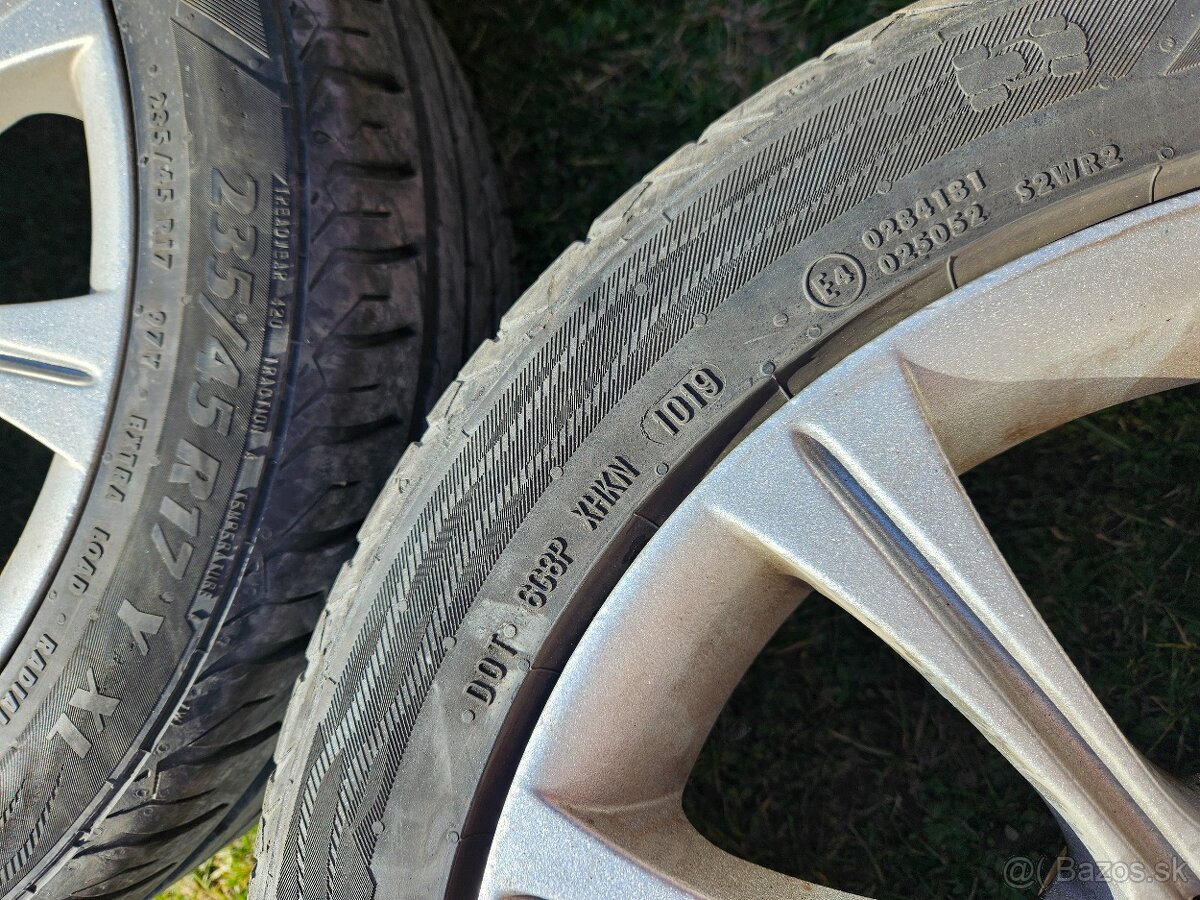 Disky BMW R17 235/45/17 - 9