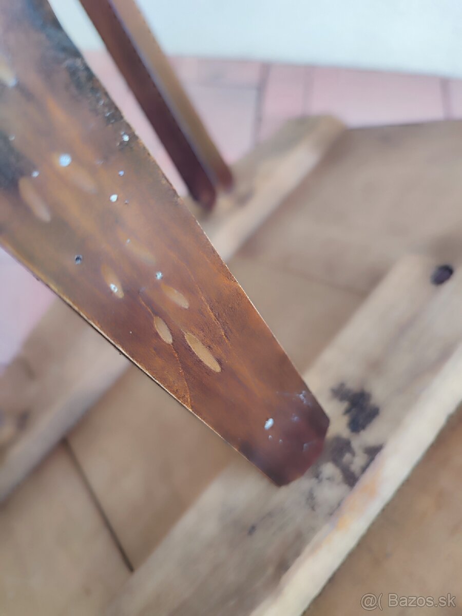 Ľudový nábytok - 9