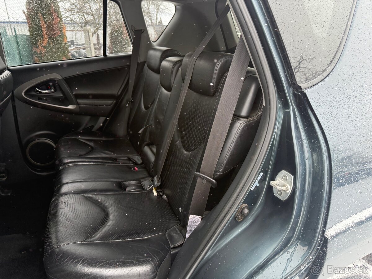 Toyota Rav4 2.2 D4D 4x4 - 9