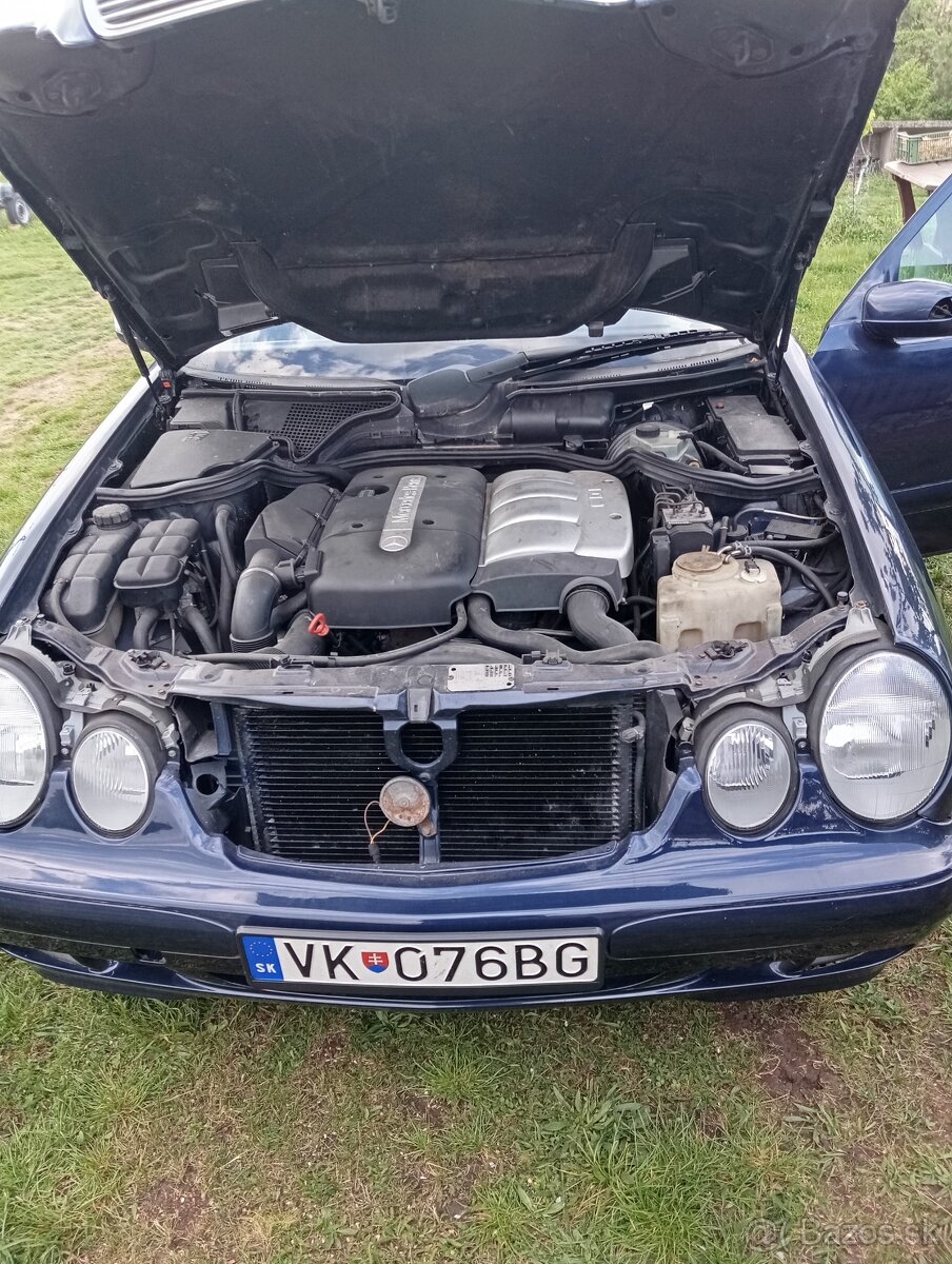 Mercedes - 9