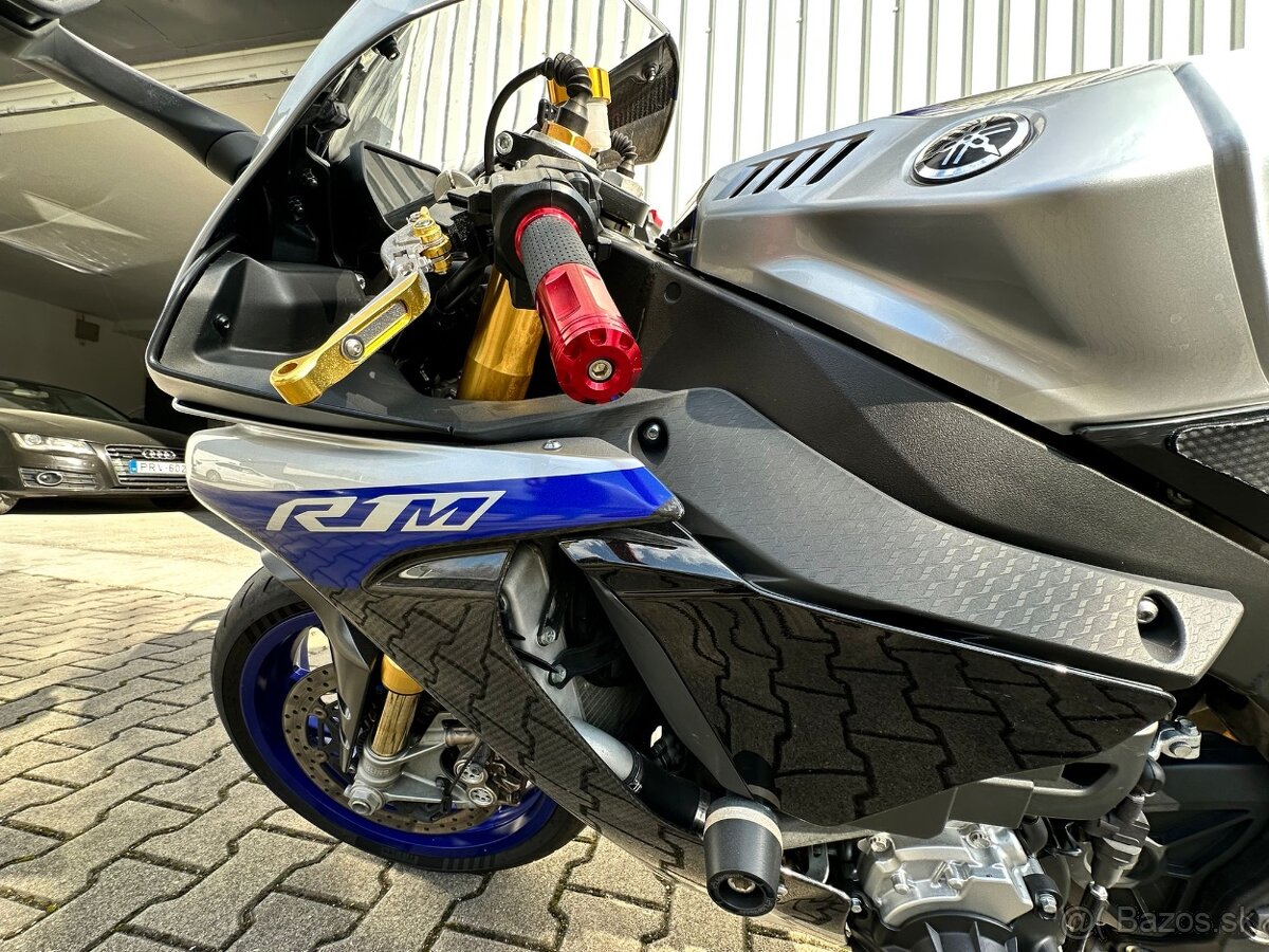Yamaha R1M - 9