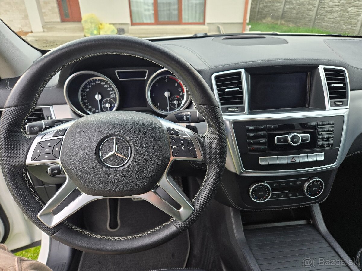 Mercedes-Benz ML350CDI BlueTEC 4MATIC - 9